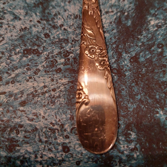 Tudor Plate Oneida Community Silverware - Picture 5 of 6